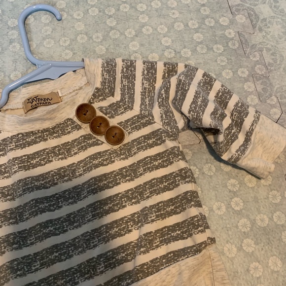 Small shop long sleeve top - Picture 2 of 2